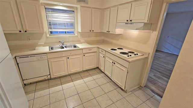 760 Thicket Lane 760, Houston, TX 77079