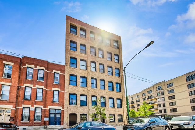 525 N Halsted Street 212, Chicago, IL 60642