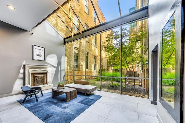 525 N Halsted Street 212, Chicago, IL 60642