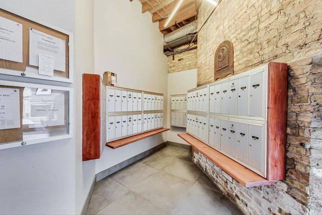 525 N Halsted Street 212, Chicago, IL 60642