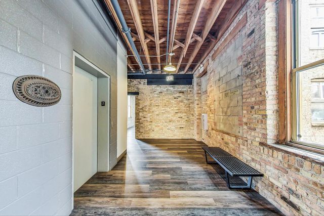 525 N Halsted Street 212, Chicago, IL 60642