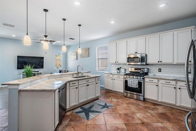 9212 OAK PRIDE COURT, Tampa, FL 33647