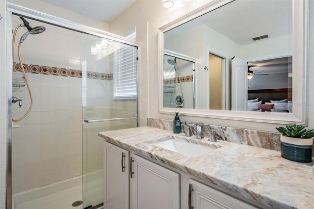 9212 OAK PRIDE COURT, Tampa, FL 33647