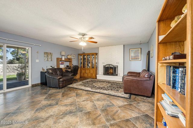 3037 Missouri Avenue, Las Cruces, NM 88011