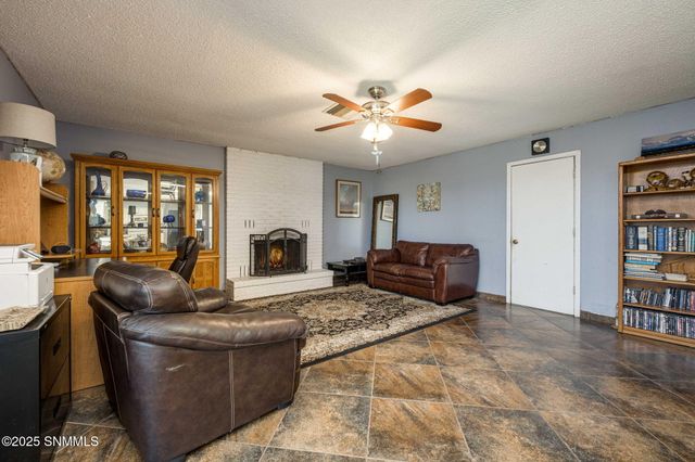 3037 Missouri Avenue, Las Cruces, NM 88011