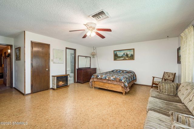 3037 Missouri Avenue, Las Cruces, NM 88011