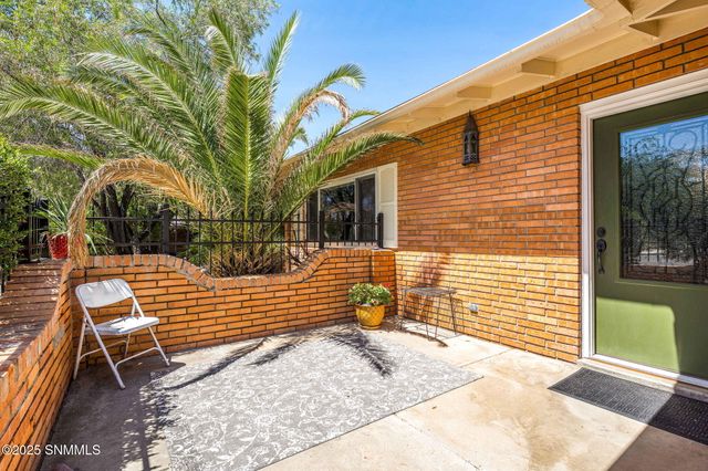 3037 Missouri Avenue, Las Cruces, NM 88011