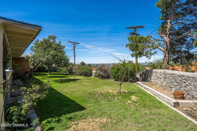 3037 Missouri Avenue, Las Cruces, NM 88011