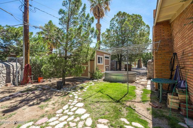 3037 Missouri Avenue, Las Cruces, NM 88011