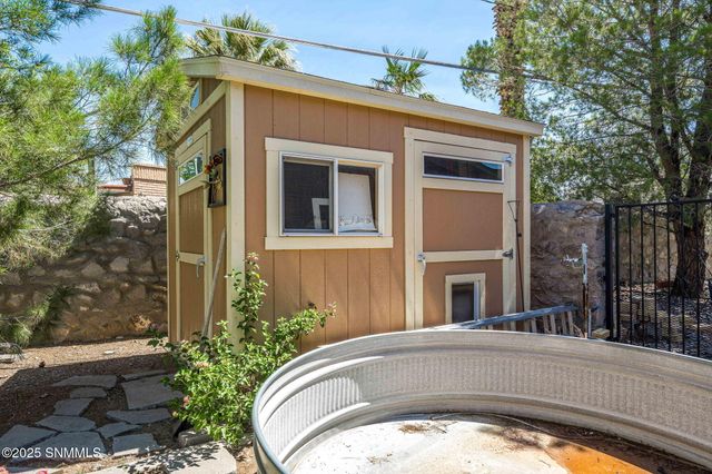 3037 Missouri Avenue, Las Cruces, NM 88011