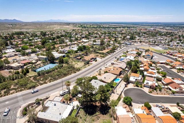 3037 Missouri Avenue, Las Cruces, NM 88011