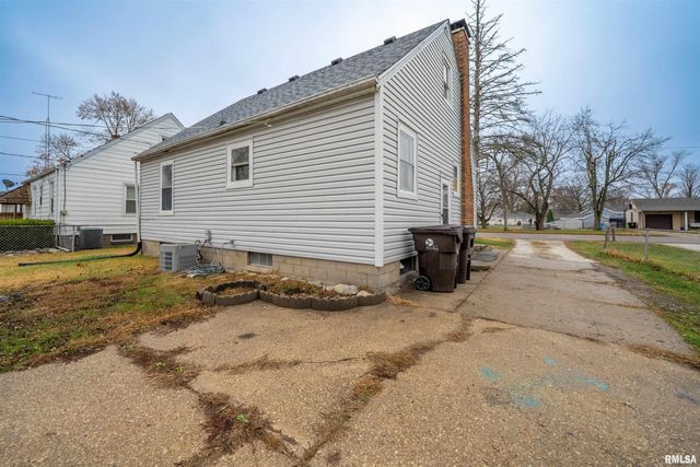 3412 N GALE Avenue, Peoria, IL 61604