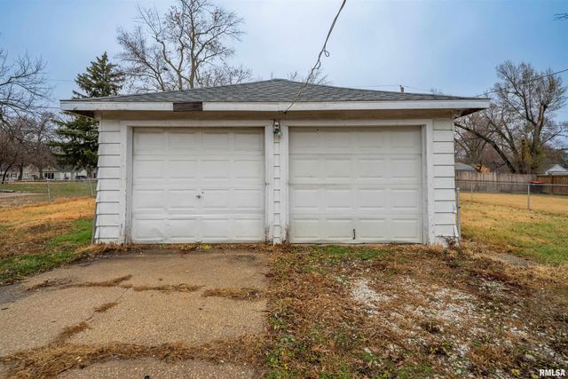 3412 N GALE Avenue, Peoria, IL 61604