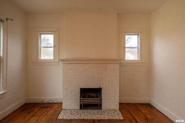 3412 N GALE Avenue, Peoria, IL 61604