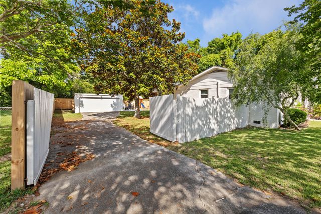 1467 Westwood Drive, Charleston, SC 29412
