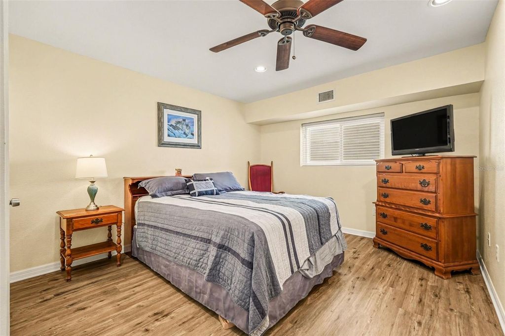 Image 16 of property listing at 6340 SPOONBILL DRIVE, New Port Richey, FL 34652