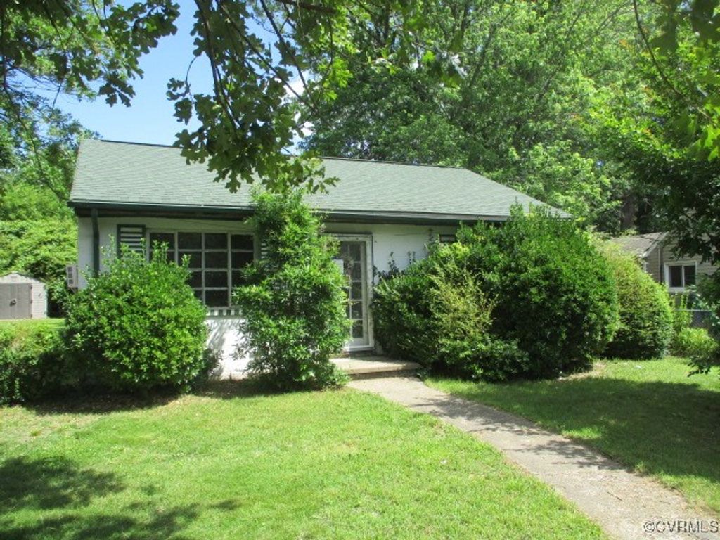 1914 Oak Hill Ln, Richmond, VA 23223