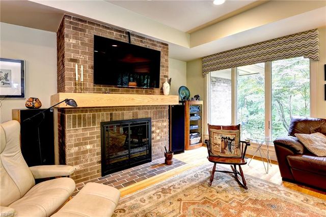 140 Hearthside LN, Williamsburg, VA 23185