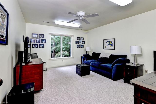 140 Hearthside LN, Williamsburg, VA 23185