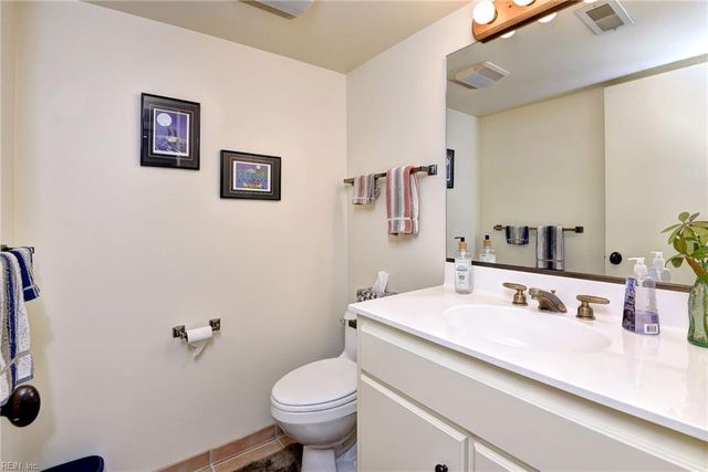 140 Hearthside LN, Williamsburg, VA 23185