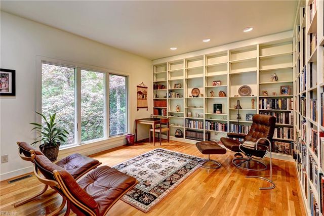 140 Hearthside LN, Williamsburg, VA 23185