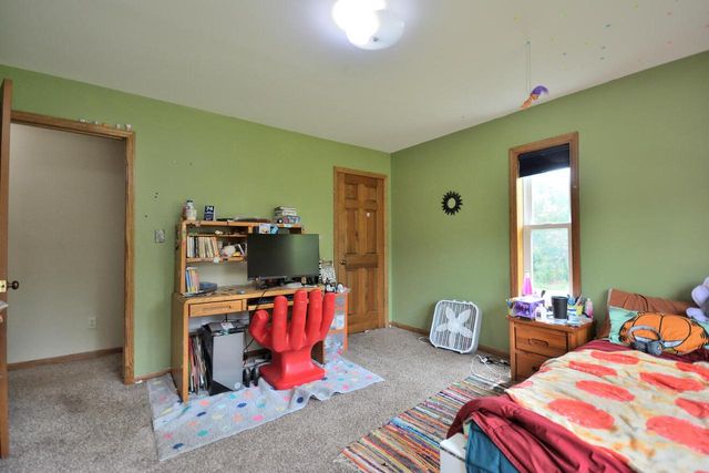 S108W37645 Draper ROAD, Eagle, WI 53119