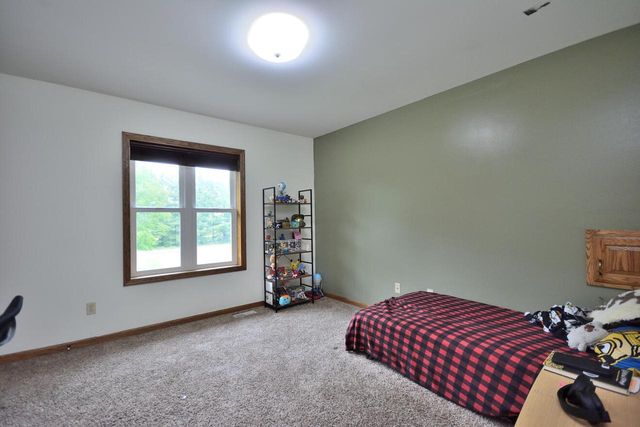 S108W37645 Draper ROAD, Eagle, WI 53119