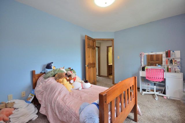 S108W37645 Draper ROAD, Eagle, WI 53119