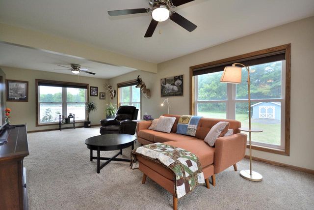 S108W37645 Draper ROAD, Eagle, WI 53119