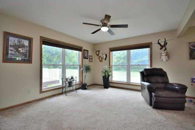 S108W37645 Draper ROAD, Eagle, WI 53119