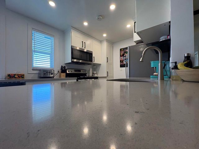 2161 NE 1st Court 206, Boynton Beach, FL 33435