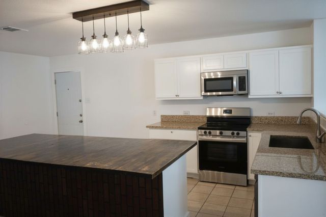 4929 Creek Ridge Trail, Fort Worth, TX 76179