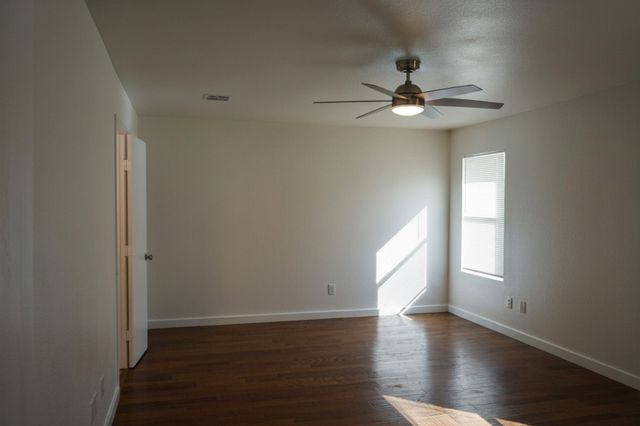 4929 Creek Ridge Trail, Fort Worth, TX 76179