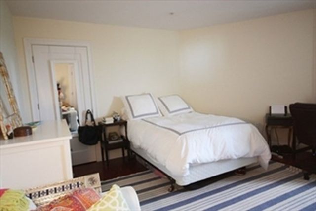 20 Chapel St C1007, Brookline, MA 02446