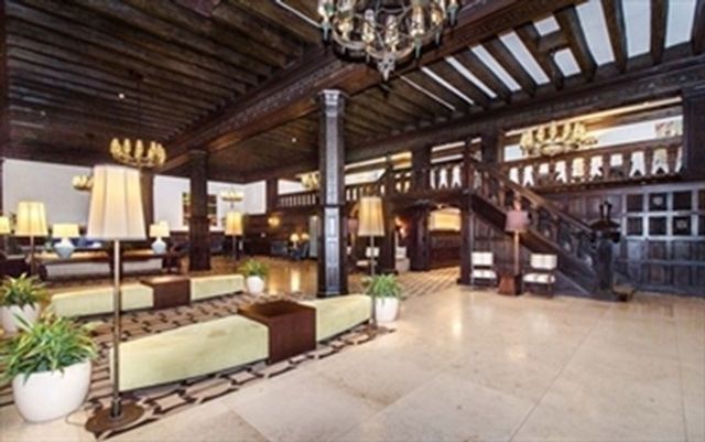 20 Chapel St C1007, Brookline, MA 02446