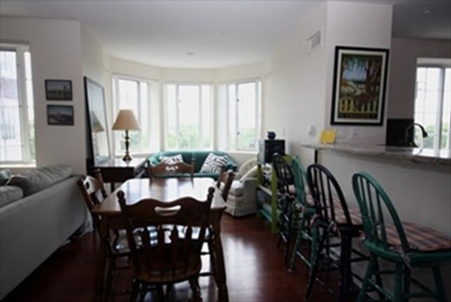 20 Chapel St C1007, Brookline, MA 02446