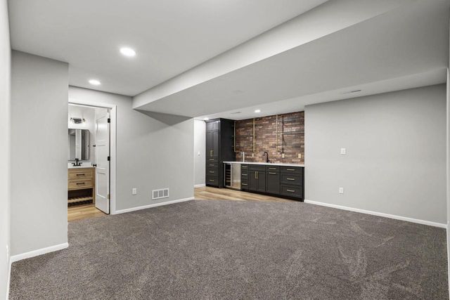 9319 Tawny Acorn Drive, Verona, WI 53593