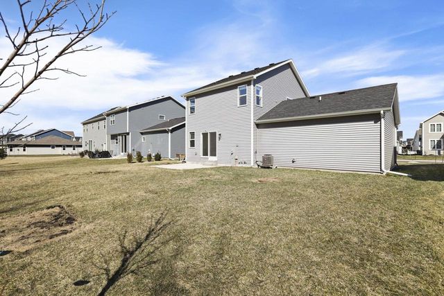 9319 Tawny Acorn Drive, Verona, WI 53593