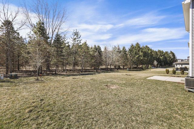 9319 Tawny Acorn Drive, Verona, WI 53593