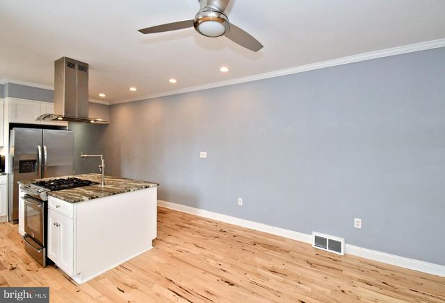 260 ROXBOROUGH AVE, Philadelphia, PA 19128
