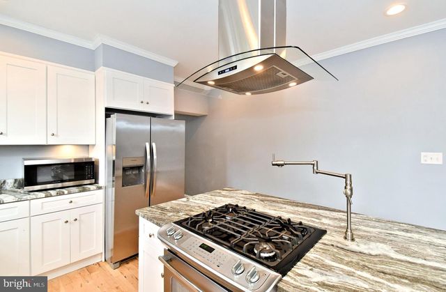 260 ROXBOROUGH AVE, Philadelphia, PA 19128
