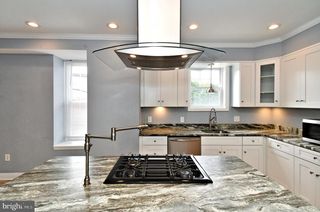260 ROXBOROUGH AVE, Philadelphia, PA 19128