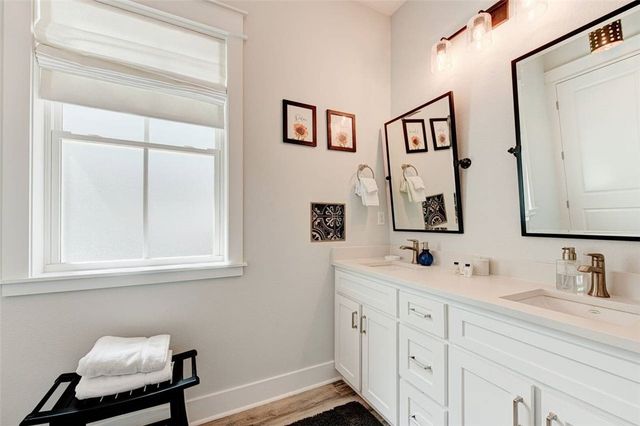 705 Sunrise Ave, Port Aransas, TX 78373