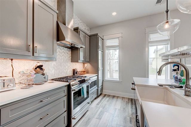 705 Sunrise Ave, Port Aransas, TX 78373