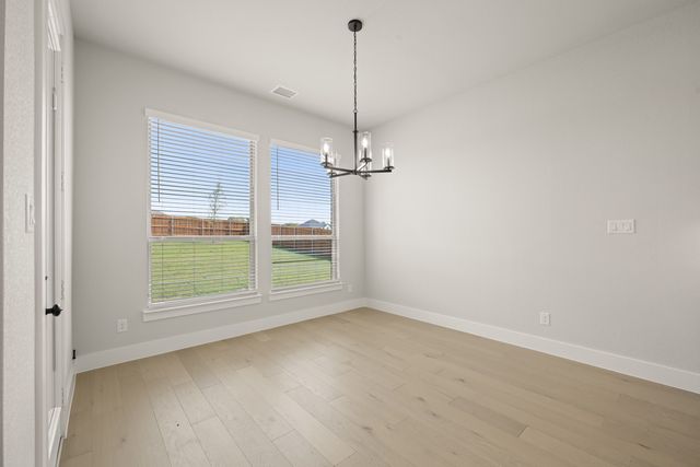 200 Cheyenne Mountain Drive, Ovilla, TX 75154