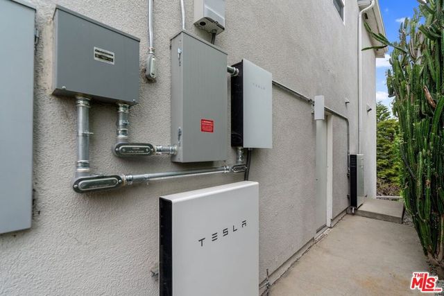 3355 Scarboro Street, Los Angeles, CA 90065