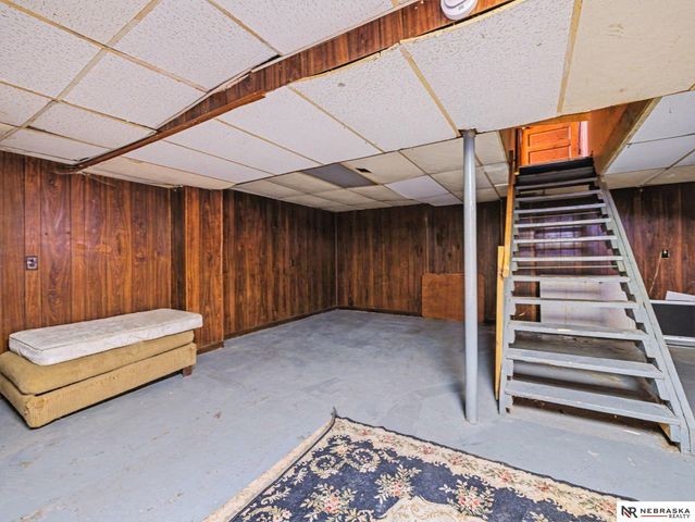 5510 N 47th Street, Omaha, NE 68104