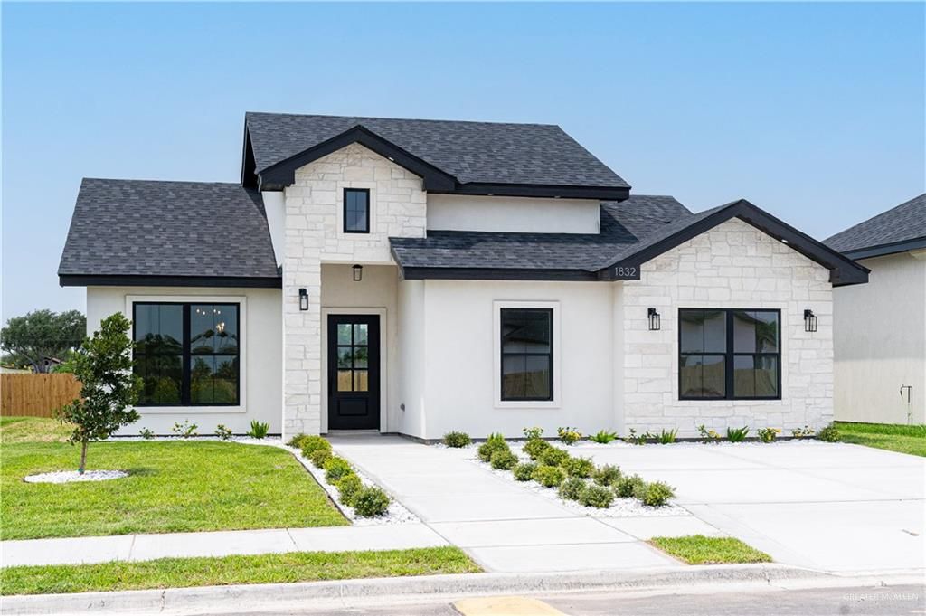 1832 N Yellowwood Street, San Juan, TX 78589