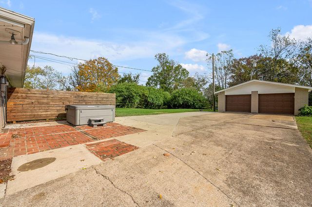 4039 Royster Road, Lexington, KY 40516