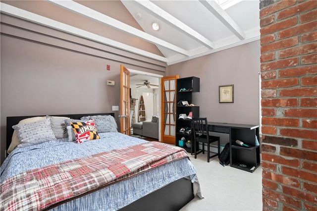 22 Stockholm Street 4, Newport, RI 02840